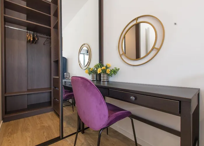 Luxury Monika With Shared Pool Apartment Makarska